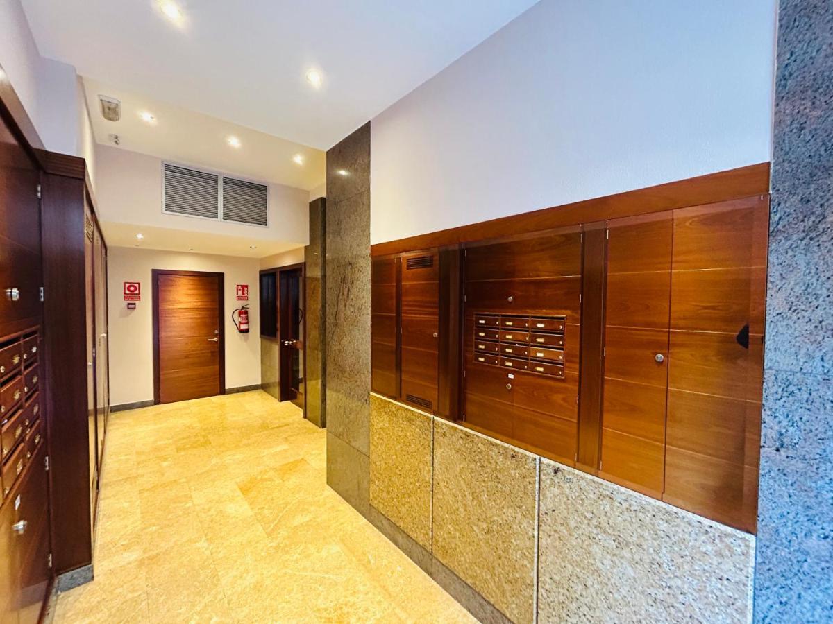 Yalta Apartments Gijon Exterior photo
